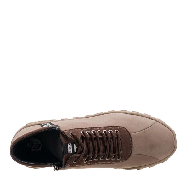 Büyük Numara Ayakkabı YMR41 antrasit nubuk botun bağcıklı üst yapısı ve tarak bölgesindeki geniş yerleşim alanının üstten görünümü